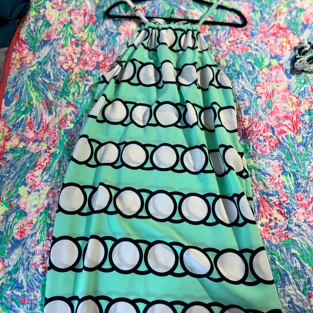 Stylish Dress with Circle Pattern